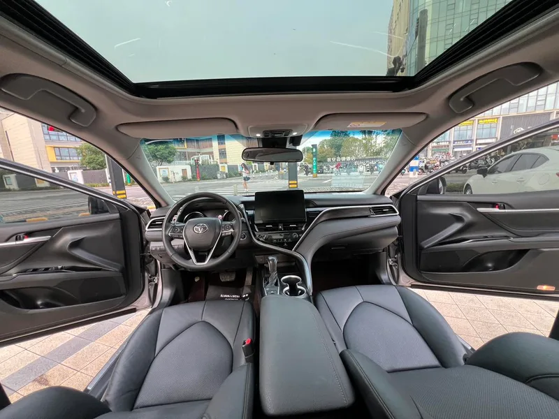 Toyota Camry 2023 2.0GVP Лидерская версия экстерьер фото 7 Toyota Camry 2023 2.0GVP Лидерская версия экстерьер фото 7