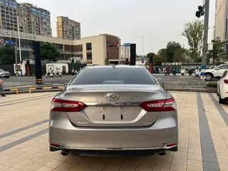 Toyota Camry 2023 2.0GVP Лидерская версия интерьер фото 19 Toyota Camry 2023 2.0GVP Лидерская версия интерьер фото 19