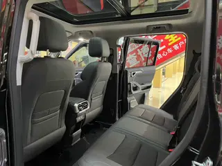 Jetour T2 2023 2.0TD Tracción a las cuatro ruedas Cruzando PRO interior foto 13