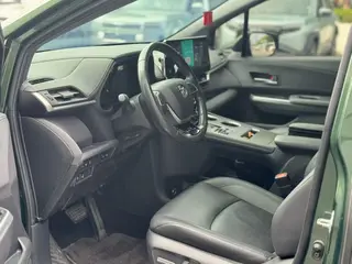 Toyota Sienna 2021 2.5L Hybrid Ultimate Edition interior photo 6 Toyota Sienna 2021 2.5L Hybrid Ultimate Edition interior photo 6