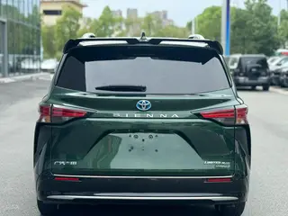Toyota Sienna 2021 2.5L Hybrid Ultimate Edition interior photo 10 Toyota Sienna 2021 2.5L Hybrid Ultimate Edition interior photo 10
