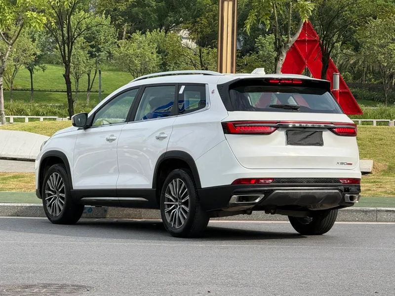 Jetour X90 PLUS 2021 1.6TD DCT Villa exterior foto 5 Jetour X90 PLUS 2021 1.6TD DCT Villa exterior foto 5