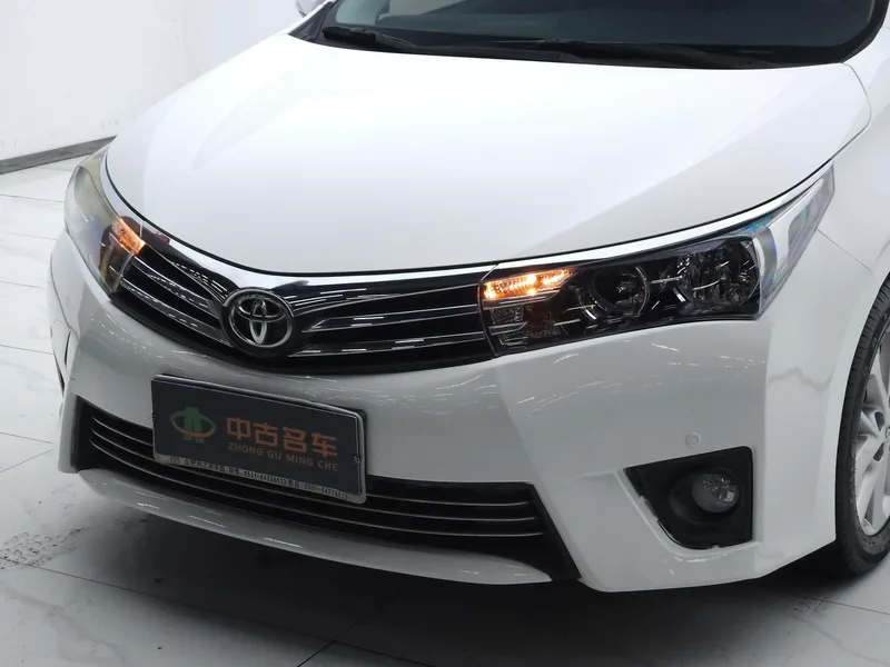 Toyota Corolla 2017 1.2T CVT GL-i интерьер фото 17