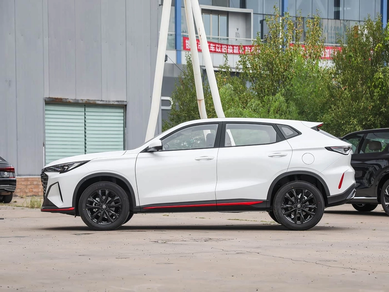 Changan X5 PLUS 2026 Второе поколение 1.5T Превосходство PRO экстерьер фото 4 Changan X5 PLUS 2026 Второе поколение 1.5T Превосходство PRO экстерьер фото 4