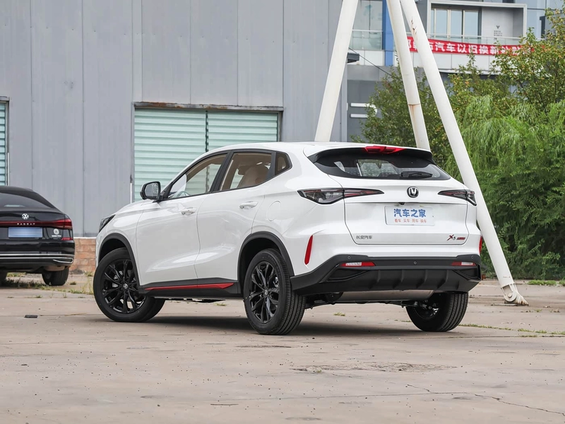 Changan X5 PLUS 2026 Второе поколение 1.5T Превосходство PRO экстерьер фото 5 Changan X5 PLUS 2026 Второе поколение 1.5T Превосходство PRO экстерьер фото 5