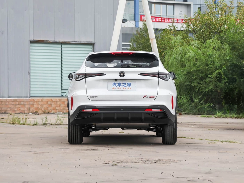 Changan X5 PLUS 2026 Второе поколение 1.5T Превосходство PRO экстерьер фото 6 Changan X5 PLUS 2026 Второе поколение 1.5T Превосходство PRO экстерьер фото 6