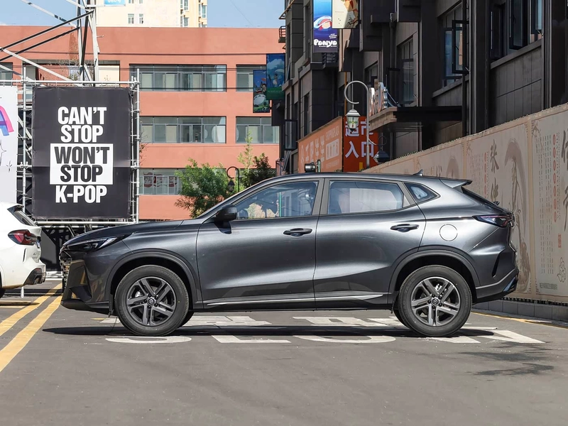 Changan X5 PLUS 2026 Second generation 1.5L MT Luxury Edition exterior photo 4 Changan X5 PLUS 2026 Second generation 1.5L MT Luxury Edition exterior photo 4