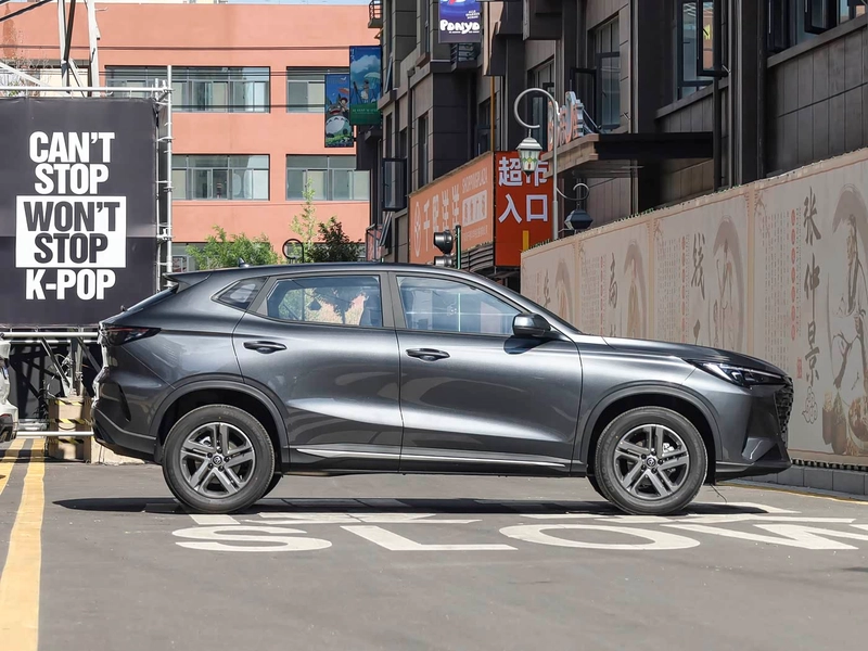 Changan X5 PLUS 2026 Second generation 1.5L MT Luxury Edition exterior photo 8 Changan X5 PLUS 2026 Second generation 1.5L MT Luxury Edition exterior photo 8