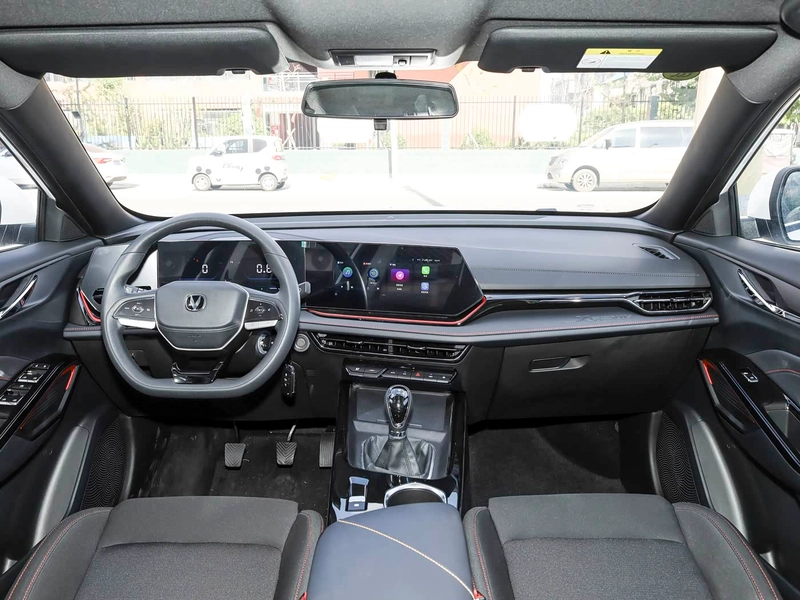 Changan X5 PLUS 2026 Second generation 1.5L MT Luxury Edition exterior photo 10 Changan X5 PLUS 2026 Second generation 1.5L MT Luxury Edition exterior photo 10