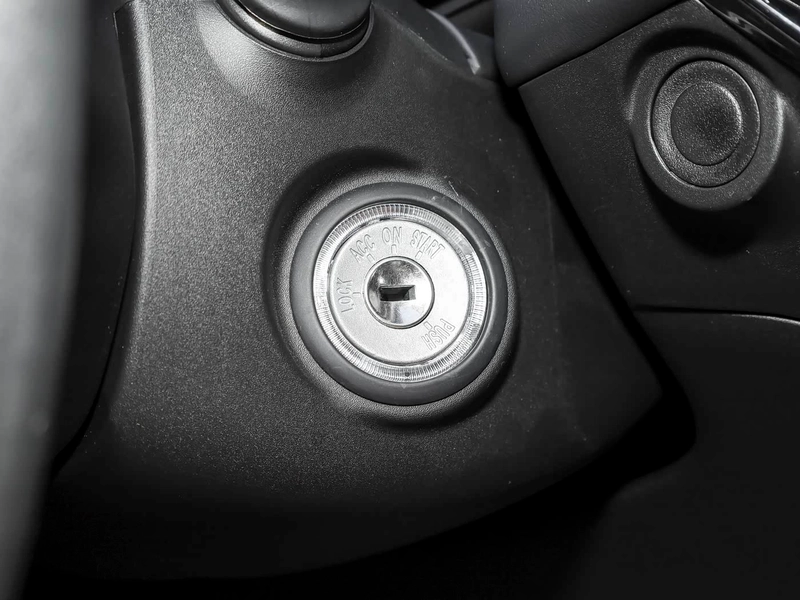 Changan X5 PLUS 2026 Second generation 1.5L MT Luxury Edition interior photo 12 Changan X5 PLUS 2026 Second generation 1.5L MT Luxury Edition interior photo 12