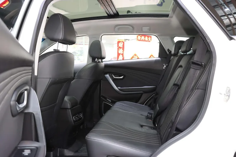 Jetour X70 2018 1.5T Versión manual Yuexing exterior foto 10 Jetour X70 2018 1.5T Versión manual Yuexing exterior foto 10