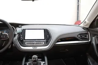 Jetour X70 2018 1.5T Versión manual Yuexing interior foto 13 Jetour X70 2018 1.5T Versión manual Yuexing interior foto 13