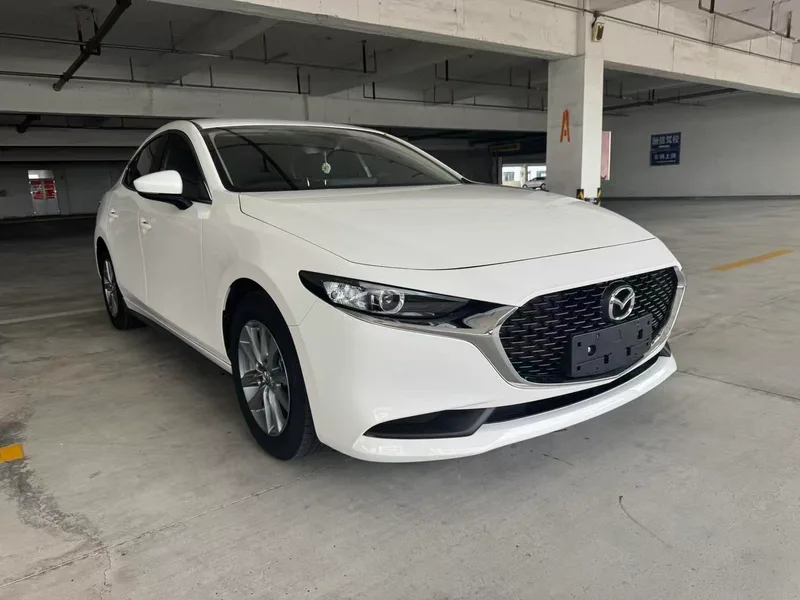 Mazda Mazda3 Axela 2023 2.0L Automatic Quality Edition exterior photo 2 Mazda Mazda3 Axela 2023 2.0L Automatic Quality Edition exterior photo 2