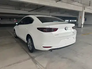 Mazda Mazda3 Axela 2023 2.0L Automatic Quality Edition exterior photo 5 Mazda Mazda3 Axela 2023 2.0L Automatic Quality Edition exterior photo 5