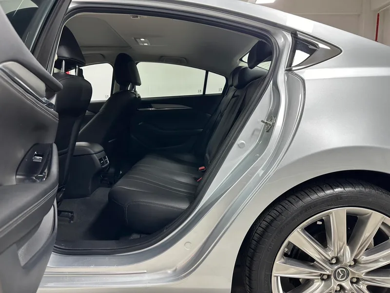 Mazda Atenza 2021 2.5L Blue Sky Sport Edition interior photo 10 Mazda Atenza 2021 2.5L Blue Sky Sport Edition interior photo 10