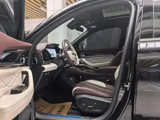 Geely Monjaro 2024 2.0TD High-power automatic two-wheel drive cloud version interior photo 11 Geely Monjaro 2024 2.0TD High-power automatic two-wheel drive cloud version interior photo 11