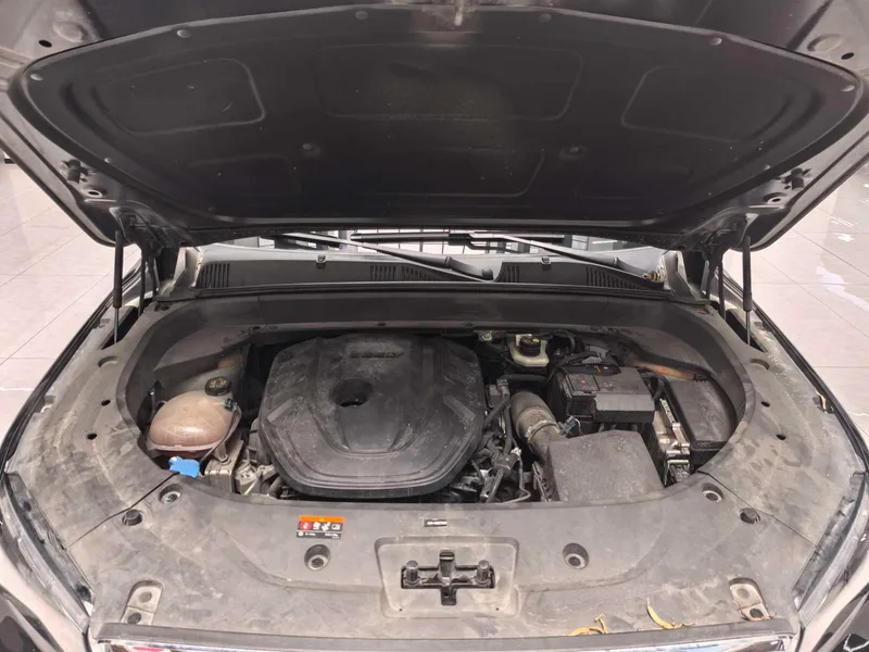 Geely Monjaro 2024 2.0TD High-power automatic two-wheel drive cloud version interior photo 16 Geely Monjaro 2024 2.0TD High-power automatic two-wheel drive cloud version interior photo 16