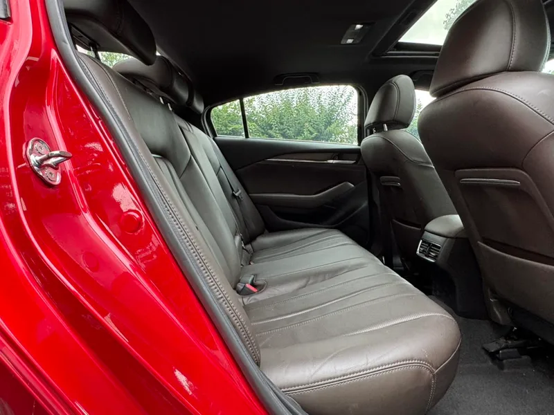 Mazda Atenza 2020 2.5L Blue Sky Respect Edition interior photo 11 Mazda Atenza 2020 2.5L Blue Sky Respect Edition interior photo 11