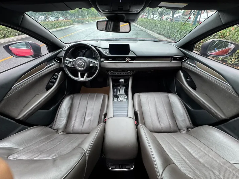 Mazda Atenza 2020 2.5L Blue Sky Respect Edition interior photo 16 Mazda Atenza 2020 2.5L Blue Sky Respect Edition interior photo 16