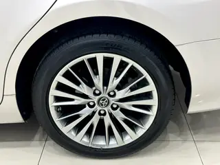 Toyota Camry 2018 Doble motor 2.5HG Edición de lujo interior foto 17 Toyota Camry 2018 Doble motor 2.5HG Edición de lujo interior foto 17