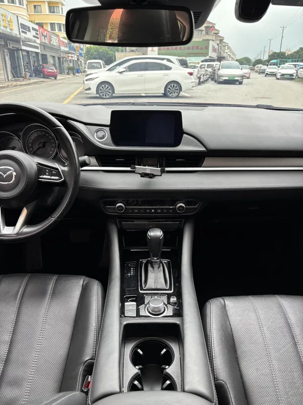 Mazda Atenza 2021 2.0L Edición Blue Sky Fashion interior foto 11