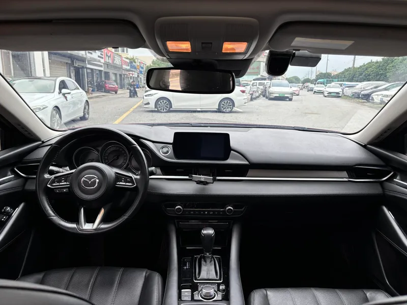 Mazda Atenza 2021 2.0L Edición Blue Sky Fashion interior foto 16