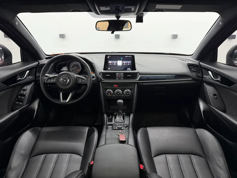 Mazda CX-4 2021 2.0L Two-wheel-drive Blue Sky Vital Edition interior photo 10 Mazda CX-4 2021 2.0L Two-wheel-drive Blue Sky Vital Edition interior photo 10