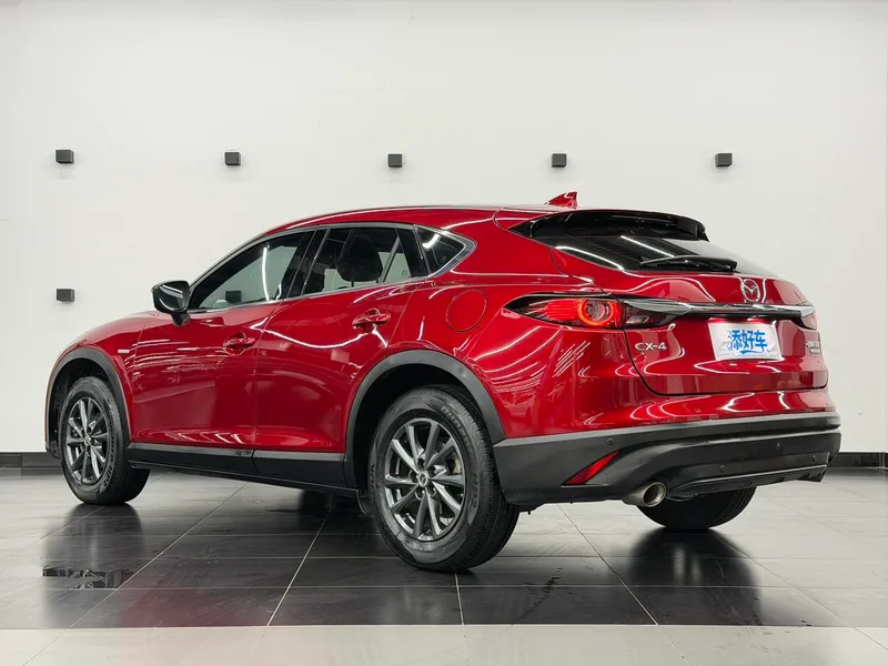 Mazda CX-4 2021 2.0L Two-wheel-drive Blue Sky Vital Edition interior photo 13 Mazda CX-4 2021 2.0L Two-wheel-drive Blue Sky Vital Edition interior photo 13