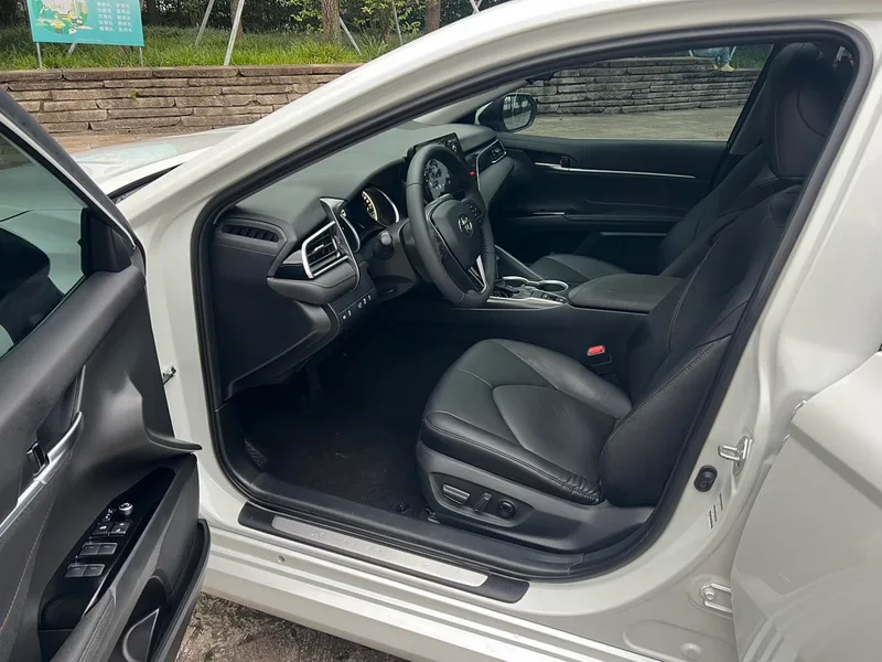 Toyota Camry 2021 2.0G Luxury Edition interior photo 13 Toyota Camry 2021 2.0G Luxury Edition interior photo 13