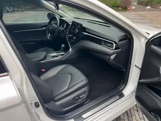 Toyota Camry 2021 2.0G Luxury Edition interior photo 14 Toyota Camry 2021 2.0G Luxury Edition interior photo 14