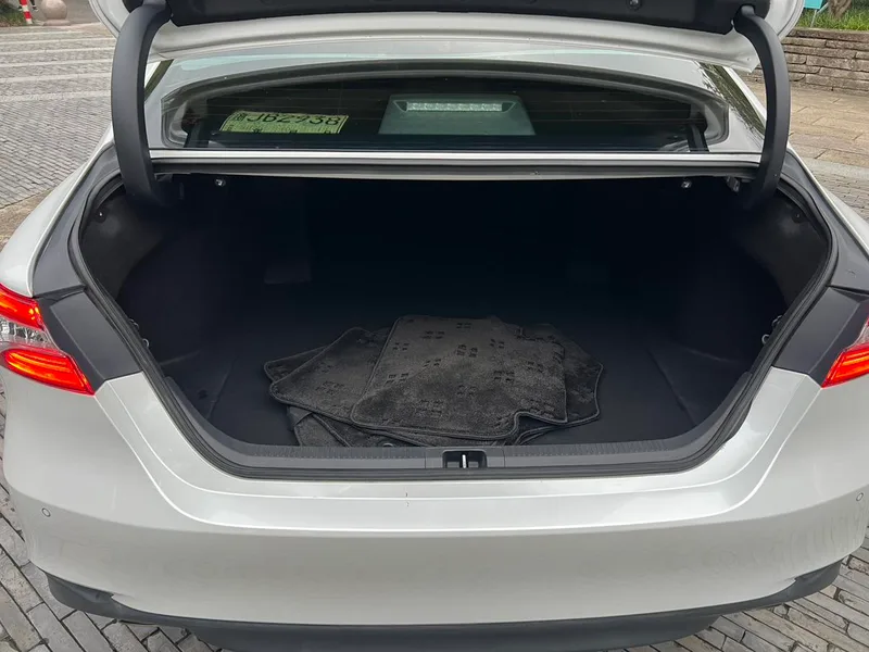 Toyota Camry 2021 2.0G Luxury Edition interior photo 18 Toyota Camry 2021 2.0G Luxury Edition interior photo 18