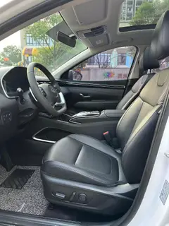 Hyundai Tucson 2021 Tucson L 1.5T GLX Two-wheel drive elite version interior photo 7 Hyundai Tucson 2021 Tucson L 1.5T GLX Two-wheel drive elite version interior photo 7