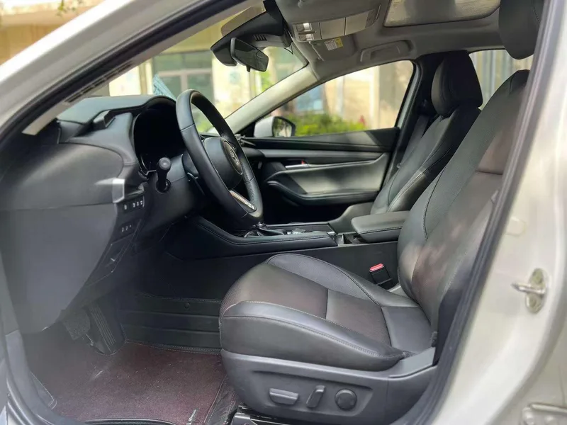 Mazda Mazda3 Axela 2023 2.0L Auto Quality Edition exterior photo 7 Mazda Mazda3 Axela 2023 2.0L Auto Quality Edition exterior photo 7