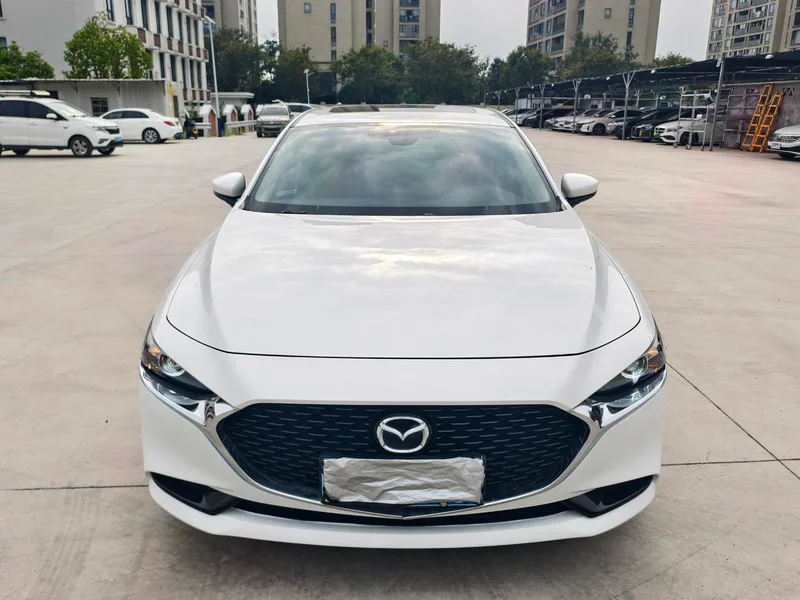 Mazda Mazda3 Axela 2020 2.0L 100 Special anniversary payment exterior photo 2 Mazda Mazda3 Axela 2020 2.0L 100 Special anniversary payment exterior photo 2