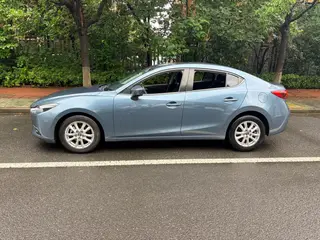 Mazda Mazda3 Axela 2019 Versión de control en la nube Tres volúmenes 1.5L Tipo de lujo automático País VI exterior foto 3 Mazda Mazda3 Axela 2019 Versión de control en la nube Tres volúmenes 1.5L Tipo de lujo automático País VI exterior foto 3