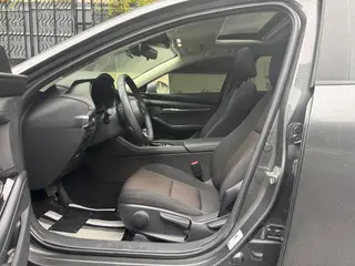 Mazda Mazda3 Axela 2023 2.0L Automatic quality dazzle version exterior photo 5 Mazda Mazda3 Axela 2023 2.0L Automatic quality dazzle version exterior photo 5