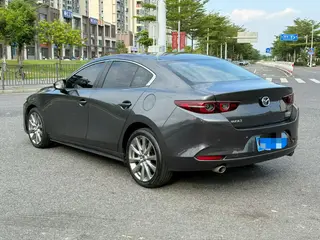 Mazda Mazda3 Axela 2023 2.0L Versión elegante de calidad automática exterior foto 4 Mazda Mazda3 Axela 2023 2.0L Versión elegante de calidad automática exterior foto 4