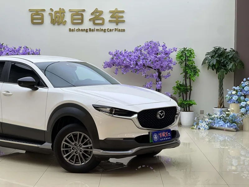 Mazda CX-30 EV 2021 Versión de disfrute de control eléctrico puro exterior foto 4 Mazda CX-30 EV 2021 Versión de disfrute de control eléctrico puro exterior foto 4