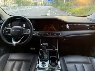 Jetour X90 2020 1.6T DCT Shadow Royal Edition 7 seat interior photo 14