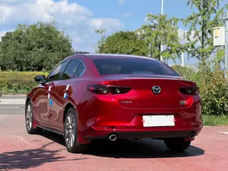 Mazda Mazda3 Axela 2020 2.0L Automatic quality elegant version exterior photo 6 Mazda Mazda3 Axela 2020 2.0L Automatic quality elegant version exterior photo 6