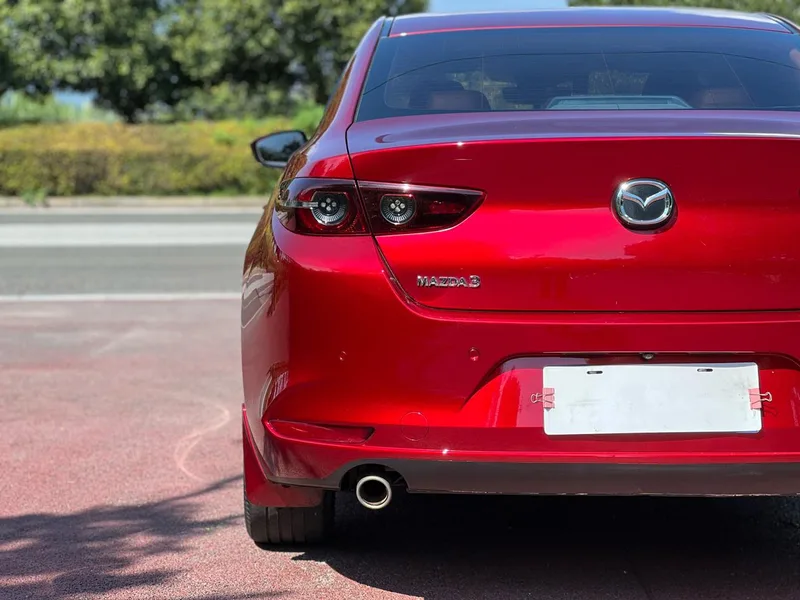 Mazda Mazda3 Axela 2020 2.0L Automatic quality elegant version exterior photo 7 Mazda Mazda3 Axela 2020 2.0L Automatic quality elegant version exterior photo 7