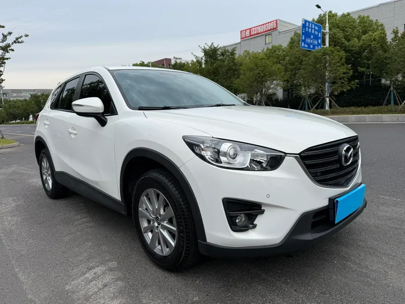 Mazda CX-5 2015 2.0L Automatic two-wheel drive urban type exterior photo 3 Mazda CX-5 2015 2.0L Automatic two-wheel drive urban type exterior photo 3