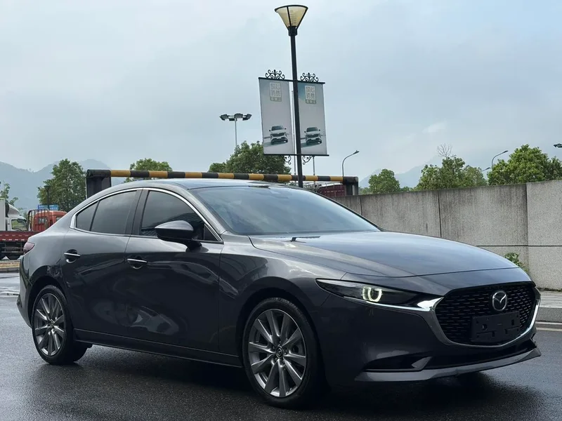 Mazda Mazda3 Axela 2023 2.0L Versión de calidad automática exterior foto 3