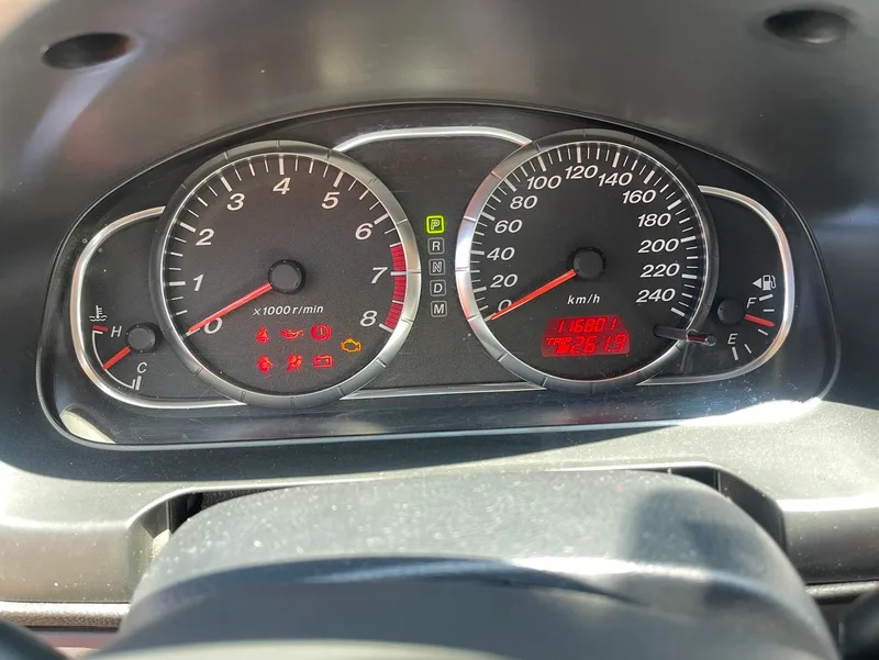 Mazda 6 2014 2.0L Автоматический типичный интерьер фото 10 Mazda 6 2014 2.0L Автоматический типичный интерьер фото 10
