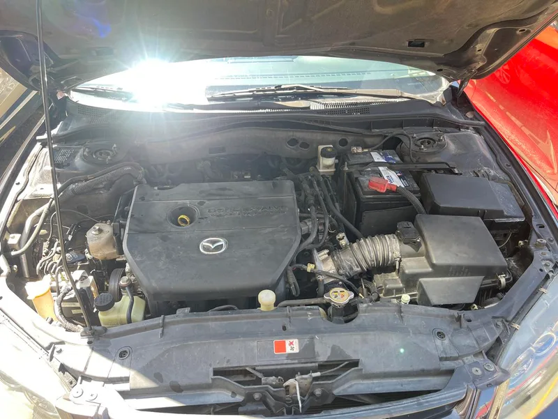 Mazda 6 2014 2.0L Автоматический типичный интерьер фото 11 Mazda 6 2014 2.0L Автоматический типичный интерьер фото 11