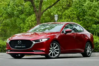 Mazda Mazda3 Axela 2020 2.0L X Tipo de honor de combustión por compresión exterior foto 1 Mazda Mazda3 Axela 2020 2.0L X Tipo de honor de combustión por compresión exterior foto 1