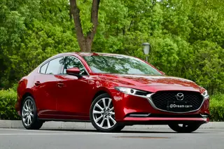 Mazda Mazda3 Axela 2020 2.0L X Tipo de honor de combustión por compresión exterior foto 3 Mazda Mazda3 Axela 2020 2.0L X Tipo de honor de combustión por compresión exterior foto 3