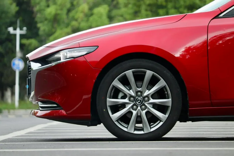 Mazda Mazda3 Axela 2020 2.0L X Tipo de honor de combustión por compresión exterior foto 8 Mazda Mazda3 Axela 2020 2.0L X Tipo de honor de combustión por compresión exterior foto 8