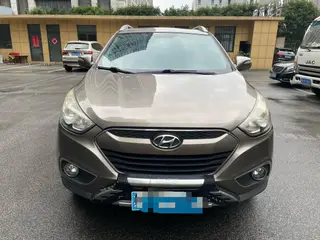 Hyundai ix35 2012 2.0L Automatic two-wheel drive elite version GLS exterior photo 2