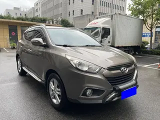 Hyundai ix35 2012 2.0L Automatic two-wheel drive elite version GLS exterior photo 3